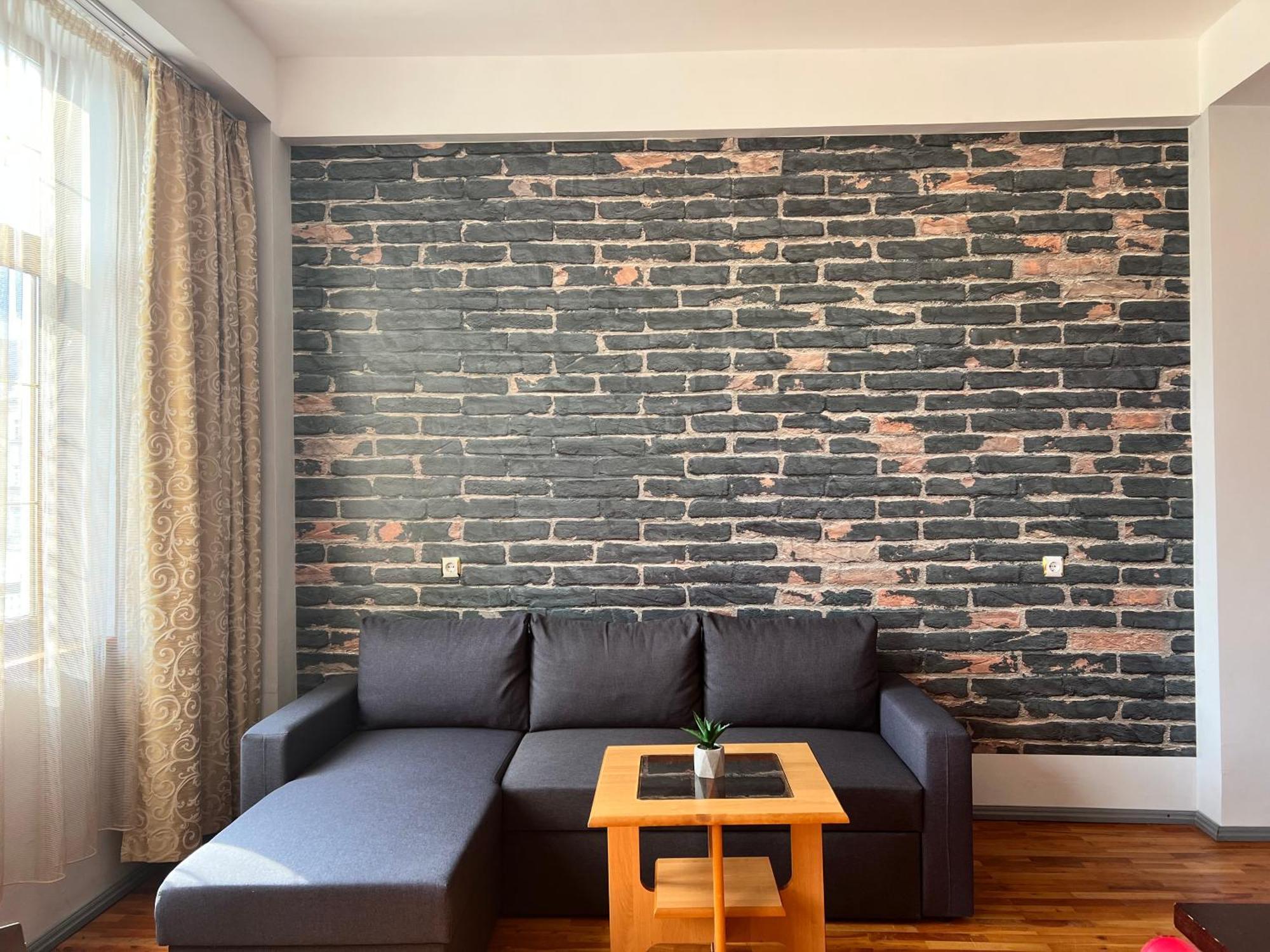 Family Hotel Central Shumen Ngoại thất bức ảnh