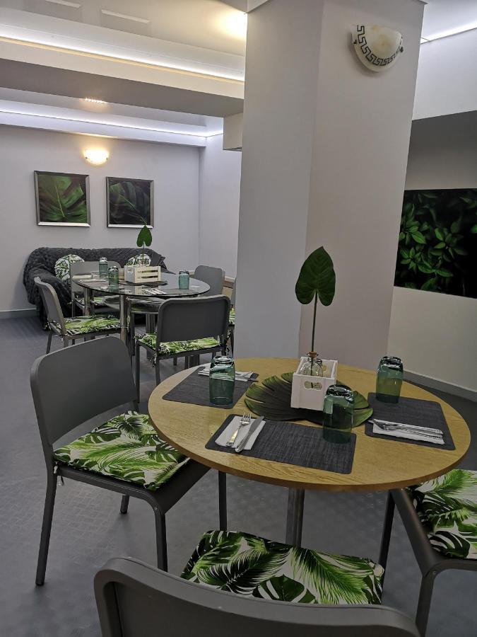 Family Hotel Central Shumen Ngoại thất bức ảnh